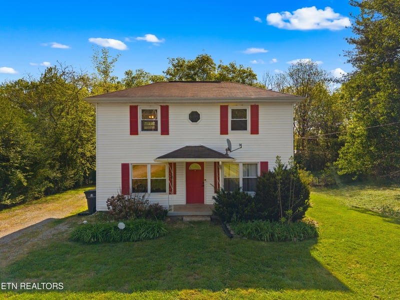 1924 Sunny Ln, Knoxville, TN 37912