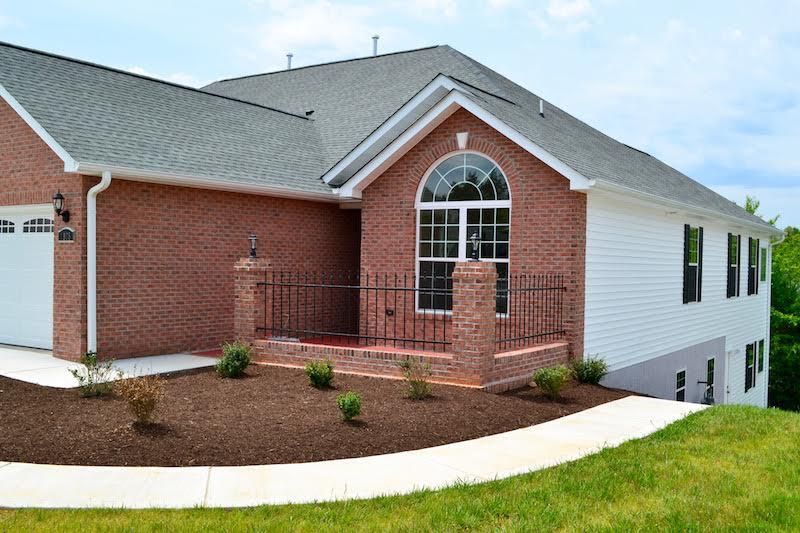 1925 Scarlett Meadows Dr, Sevierville, TN 37876