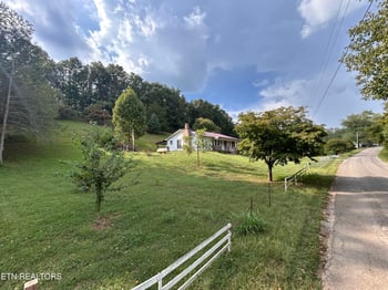 1926 Newman Hollow Rd, Bean Station, TN 37708