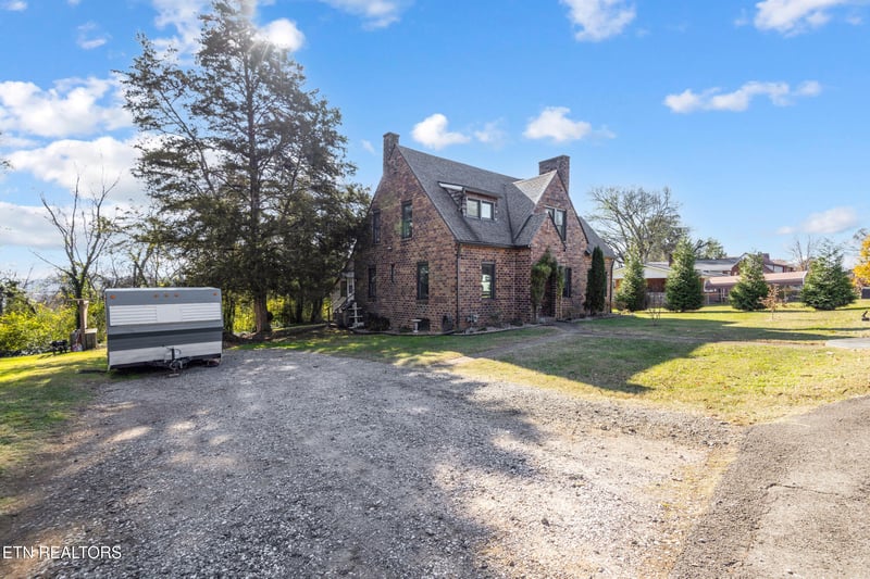 1928 SE Prospect Pl, Knoxville, TN 37915