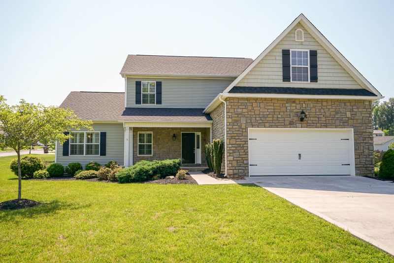 193 Alexis Ln, Lenoir City, TN 37772