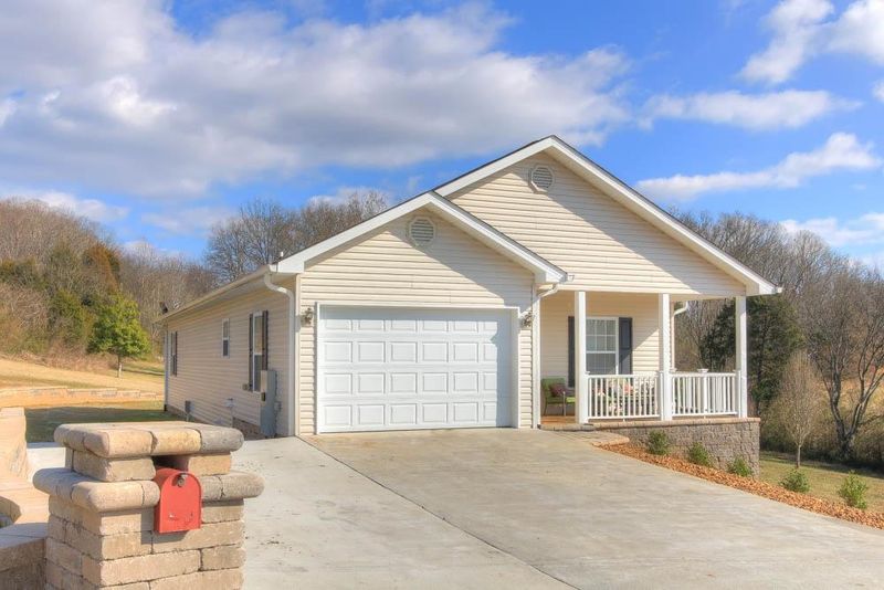 193 Caramel Ln, Loudon, TN 37774