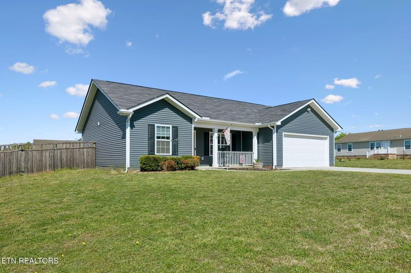 193 Hartfield Ln, Loudon, TN 37774