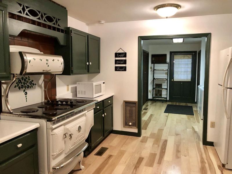1930 Dyke Nine Rd, Sevierville, TN 37876