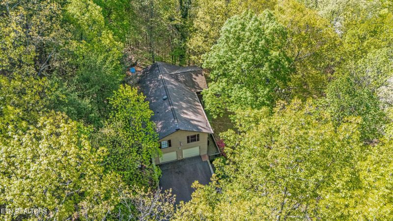 1930 Pamela Cir, Sevierville, TN 37862