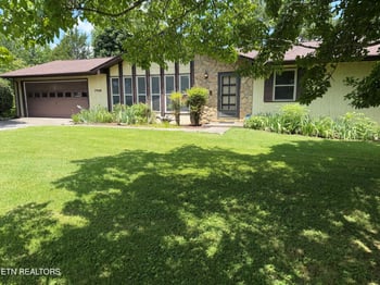 1930 Plumb Creek Cir, Knoxville, TN 37932