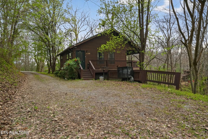 1930 Regans Ridge Way, Sevierville, TN 37876
