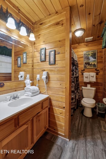 1930 Regans Ridge Way, Sevierville, TN 37876