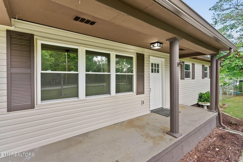 1931 Cureton Rd, Knoxville, TN 37931