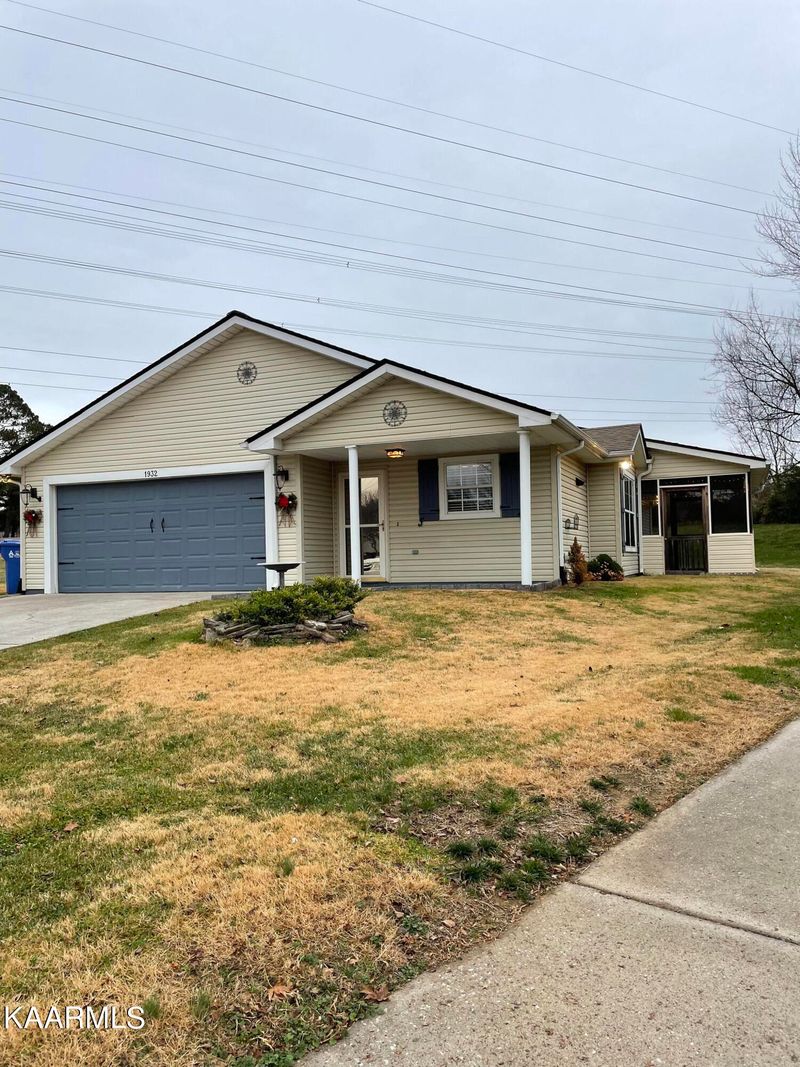 1932 Victoria Ln, Alcoa, TN 37701