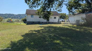 1933 Mountain Rd, Andersonville, TN 37705