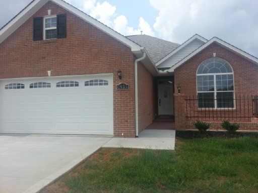 1933 Scarlett Meadows Dr, Sevierville, TN 37876