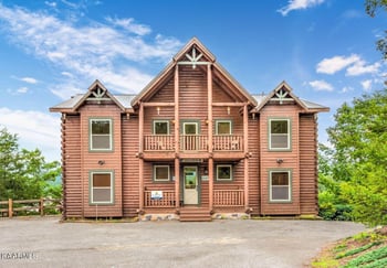 1936 Blackthorn Tr, Sevierville, TN 37876