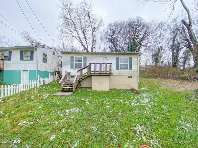 1936 Massachusetts Ave, Knoxville, TN 37921
