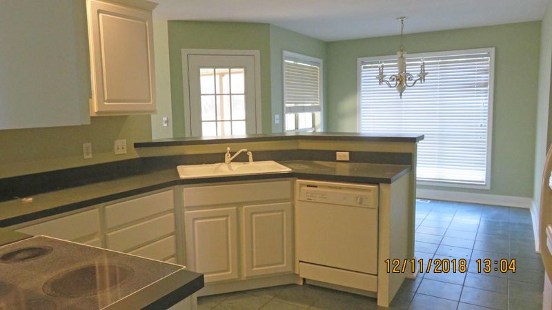 1936 Saint Gregorys Ct, Knoxville, TN 37931