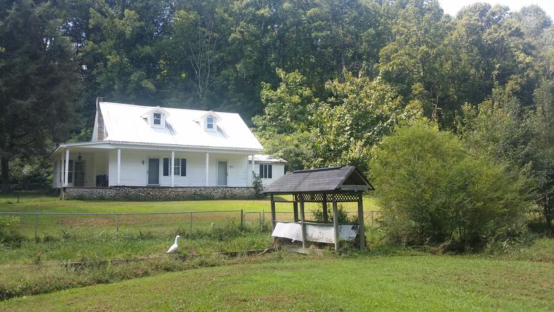19374 Vonore Rd, Loudon, TN 37774