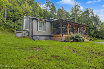 1939 Creek Hollow Way, Sevierville, TN 37876