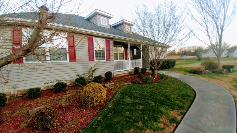 194 Country Way, Vonore, TN 37885