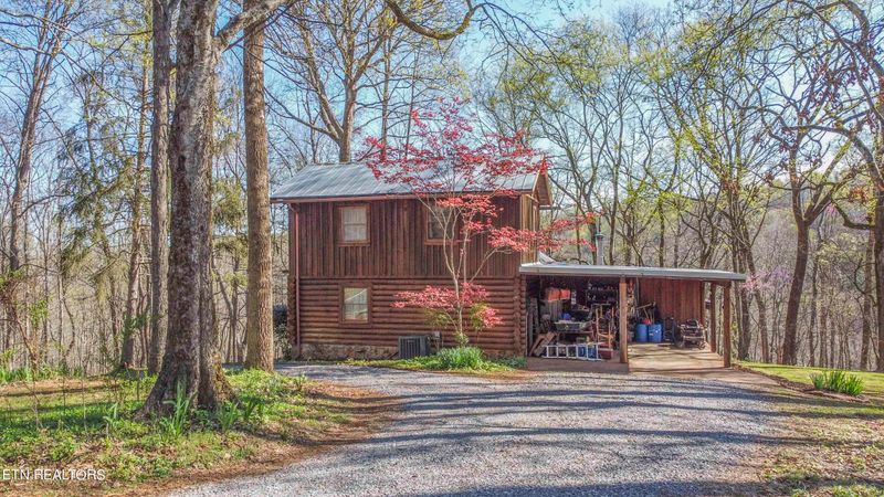 194 County Road 674, Riceville, TN 37370