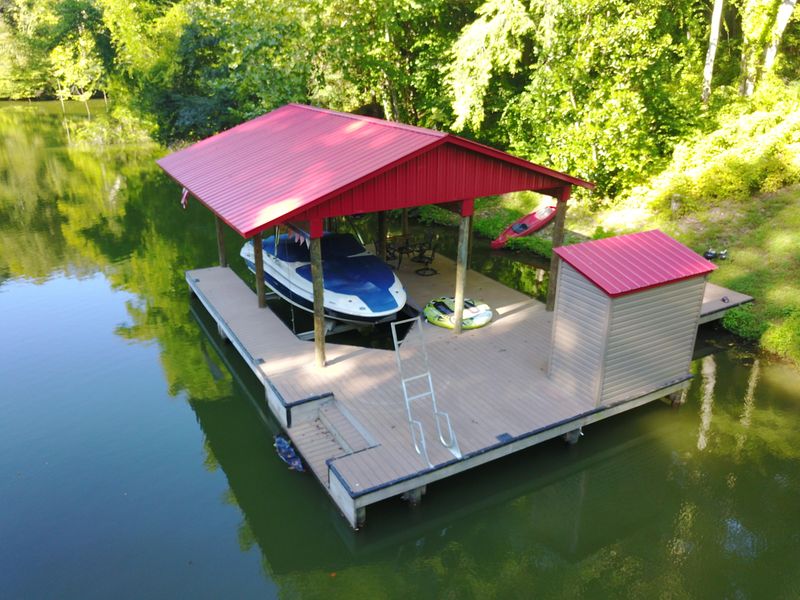 194 Merriwater Way, Kingston, TN 37763