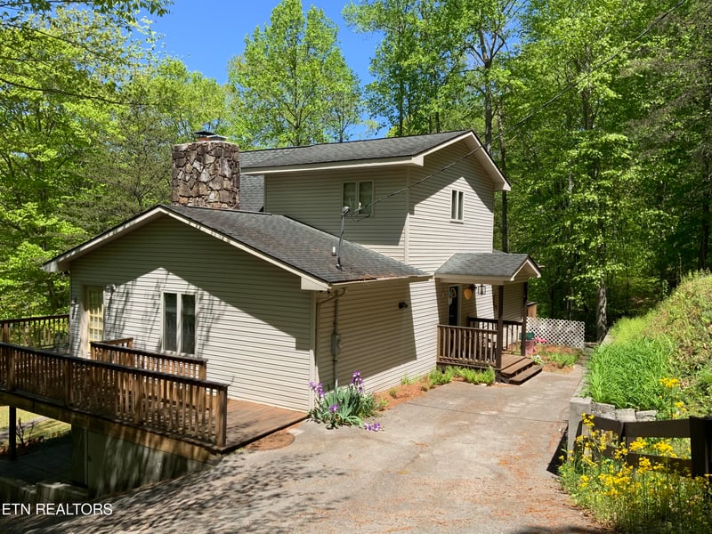 194 Scotts Hl, Sharps Chapel, TN 37866