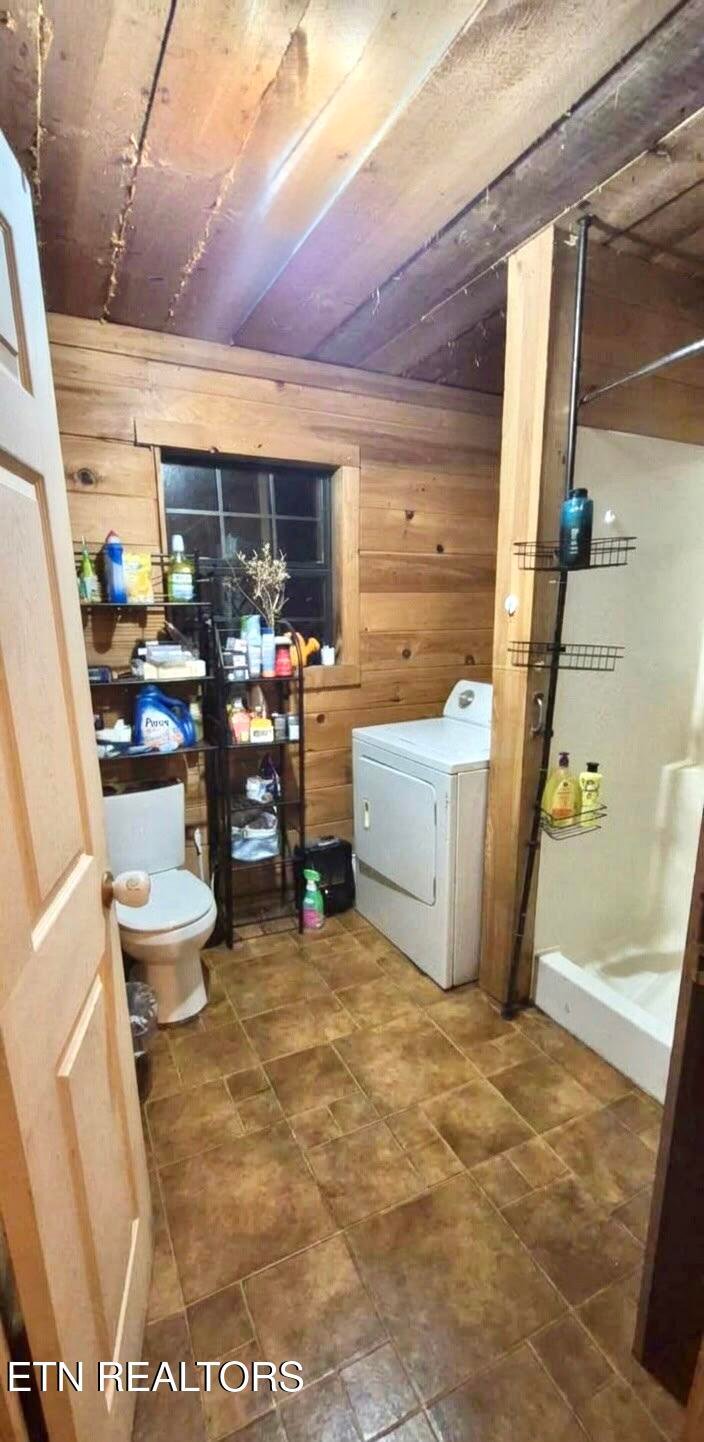 194 Williams Branch Rd, Lancing, TN 37770
