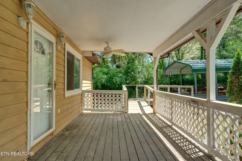 1940 Big Chiefs Skyview Dr, Sevierville, TN 37876