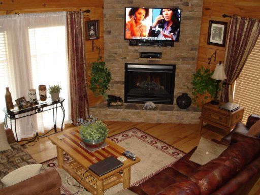 1940 Cougar Crossing Way, Sevierville, TN 37876