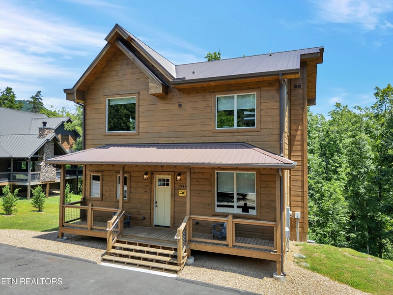 1940 Smoky Cove Rd, Sevierville, TN 37876