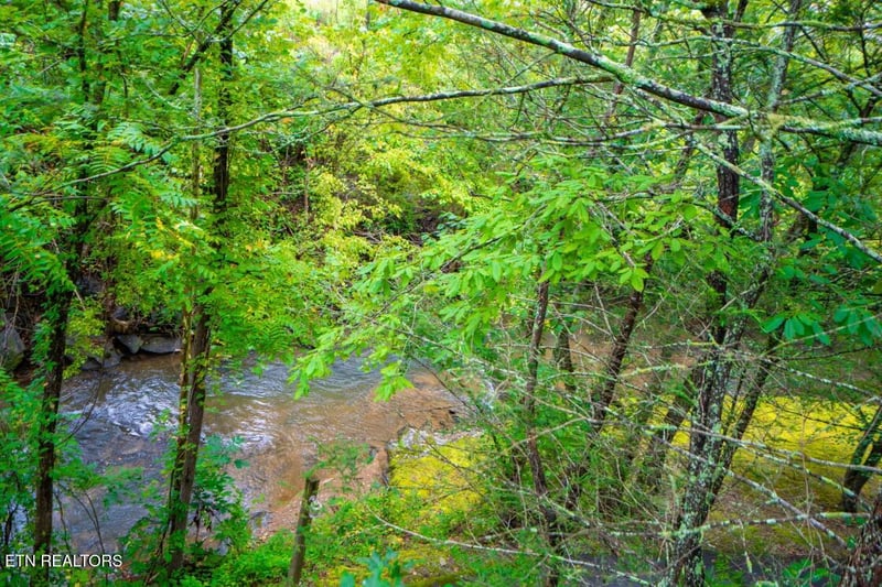1940 Wears Valley Rd, Sevierville, TN 37862