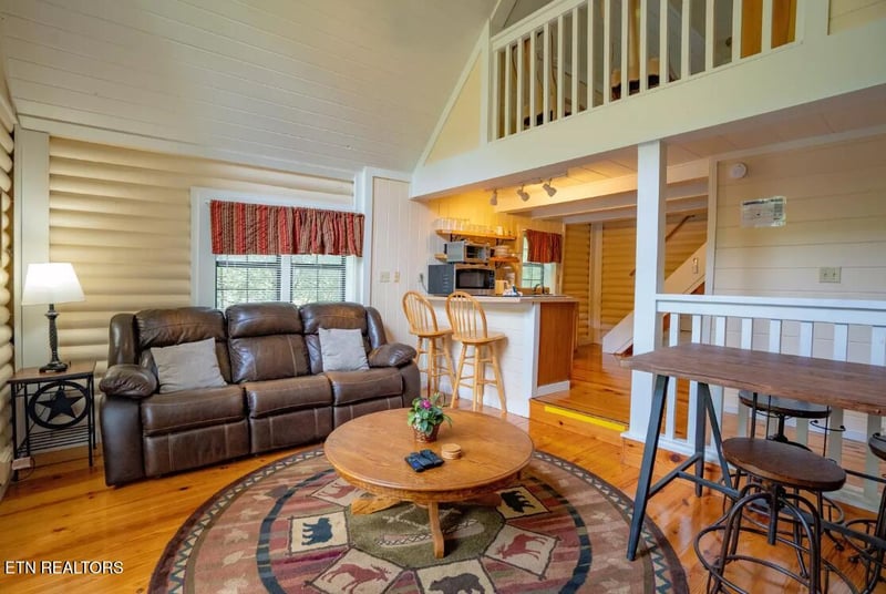1940 Wears Valley Rd, Sevierville, TN 37862
