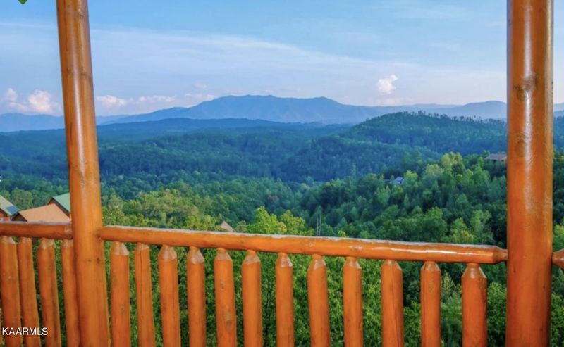 1941 Starr View Dr, Sevierville, TN 37876