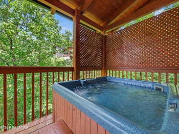 1944 E Mountain View Way, Sevierville, TN 37862