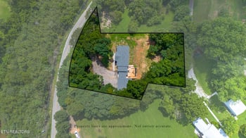1946 Bluff Rd, Harriman, TN 37748