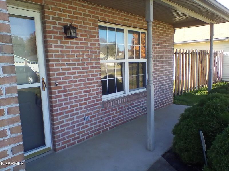 1947 Jeffrey Ln, Alcoa, TN 37701