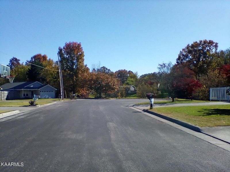 1947 Jeffrey Ln, Alcoa, TN 37701