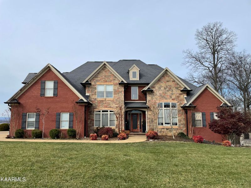 1948 Hindley Rd, Morristown, TN 37813