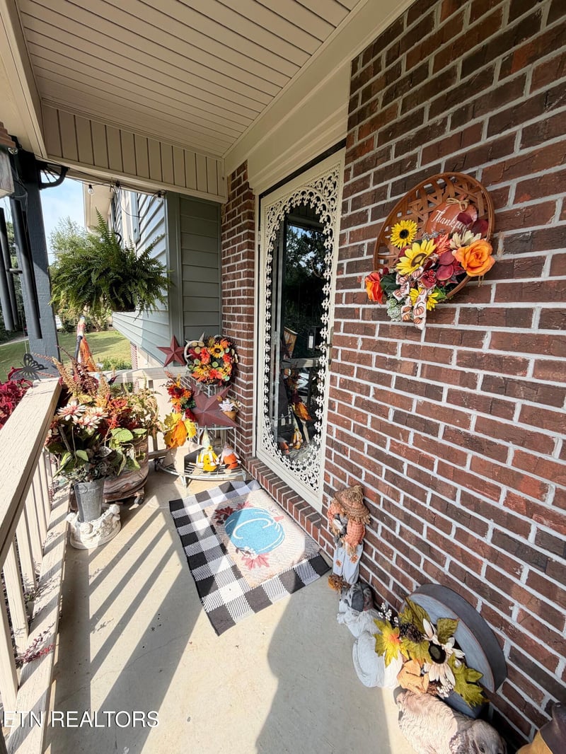 195 Booker Rd, Maynardville, TN 37807