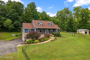 195 Coleman Ln, Powell, TN 37849