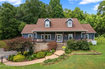 195 Coleman Ln, Powell, TN 37849