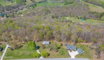 195 Kennedys Lp, Lafollette, TN 37766