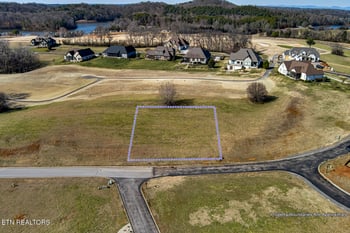 195 Killdeer Dr, Vonore, TN 37885