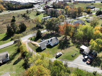 1951 Old Callahan Dr, Knoxville, TN 37912
