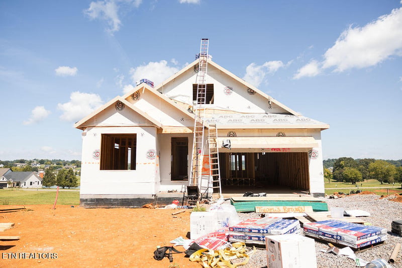 1954 Black Bear Cir, Loudon, TN 37774
