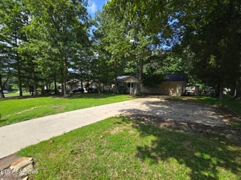 1954 Spruce Loop, Crossville, TN 38555