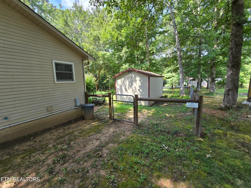 1954 Spruce Loop, Crossville, TN 38555