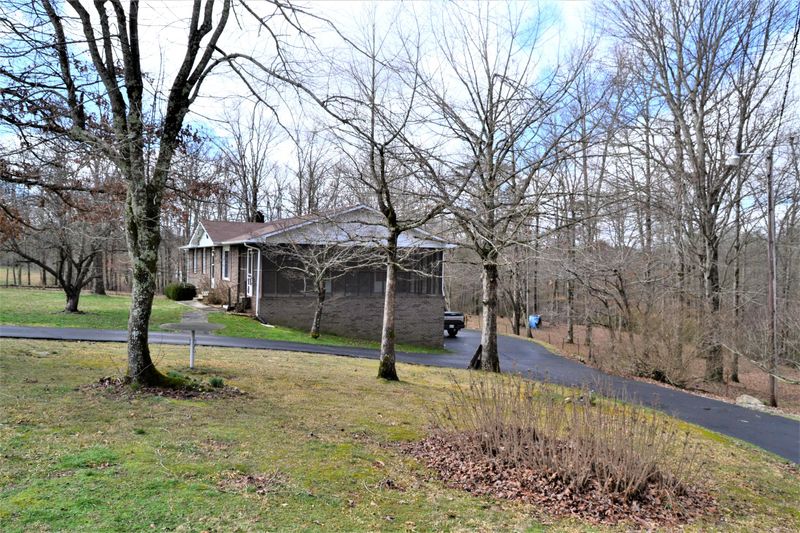 1955 Tabor Loop, Crossville, TN 38571