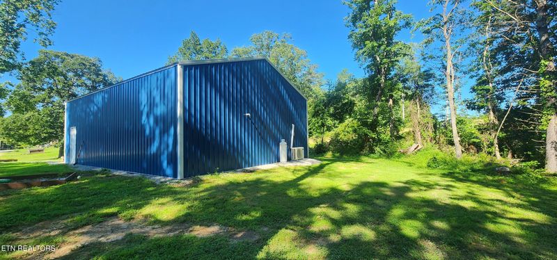 1955 Terry Rd, Oneida, TN 37841