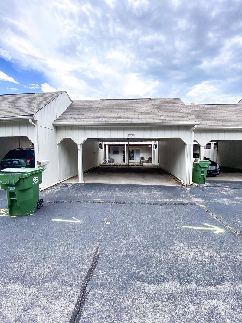 1958 Sequoyah Ave, Maryville, TN 37804