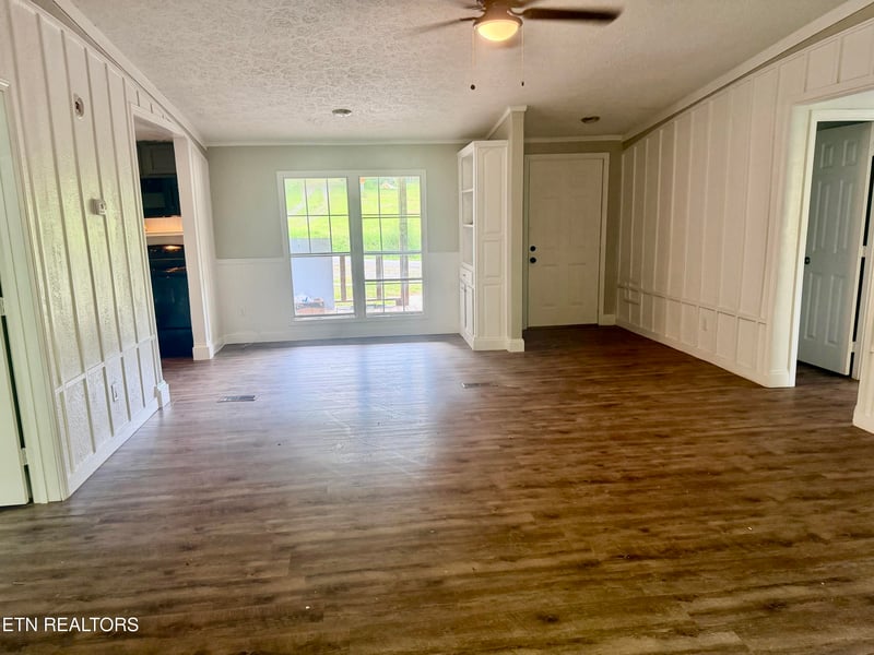 196 Bob Payne Rd, Tellico Plains, TN 37385